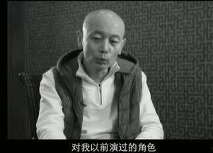 大爷吃瓜表演视频,趣味横生的乡村娱乐盛宴  第2张